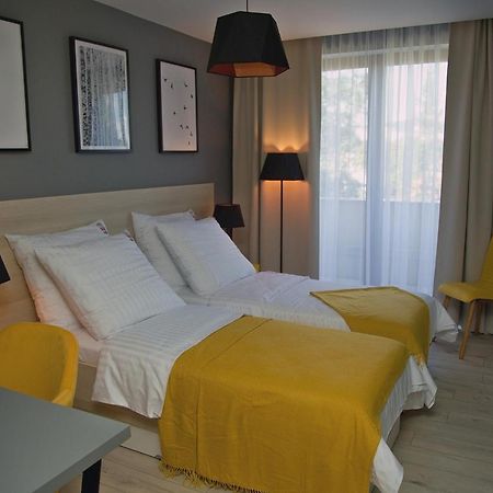 B&B Alibi Бардеев Екстериор снимка